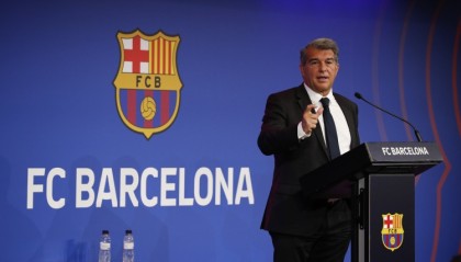 米兰体育官网-西媒：巴萨遭财务减值困境，工作室股权减值49%仅收到6500万欧