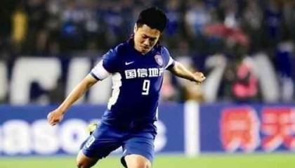 米兰体育官方-陆博飞哭诉：江苏队解散 上百号球员需重新找出路